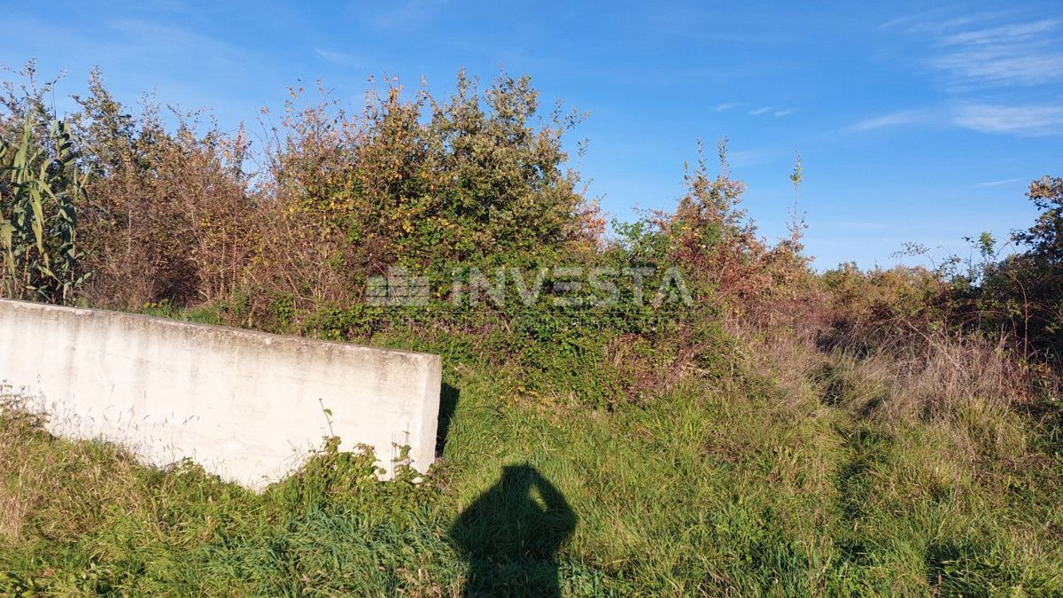 Terreno edificabile a Tar