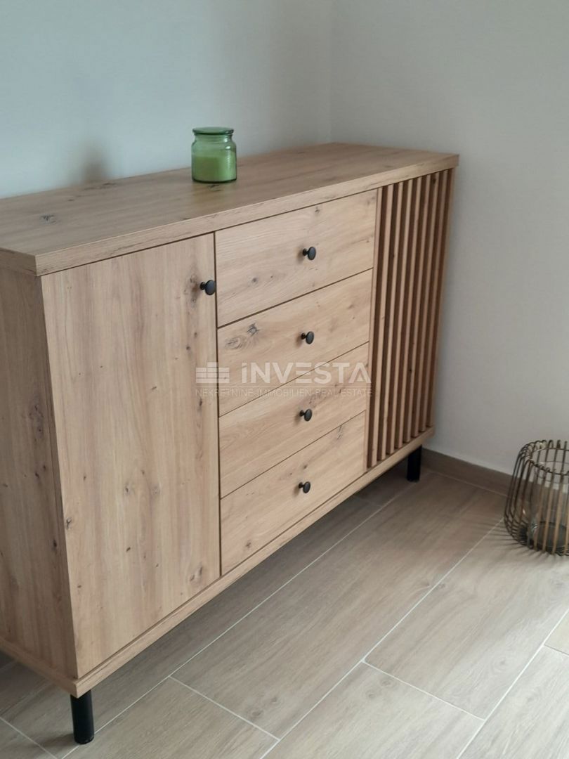 Appartamento completamente ristrutturato a Červar Porat