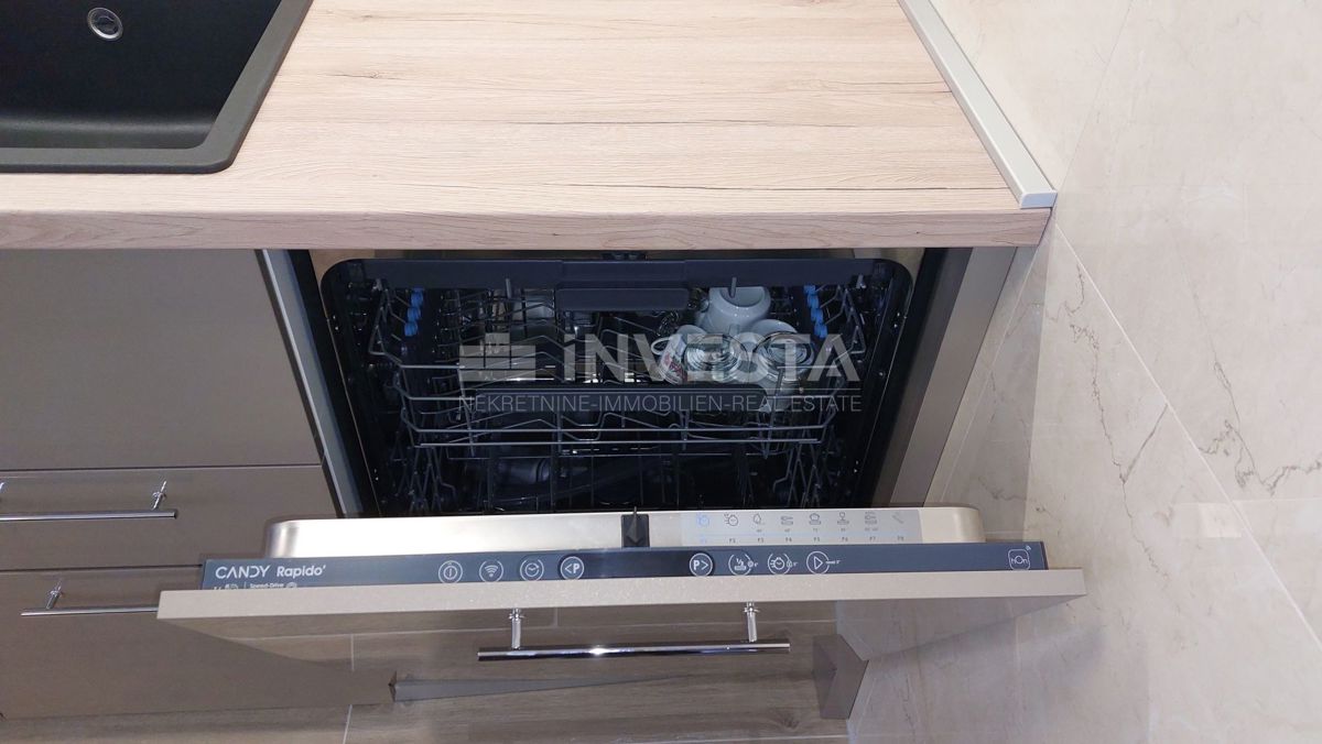 Appartamento completamente ristrutturato a Červar Porat