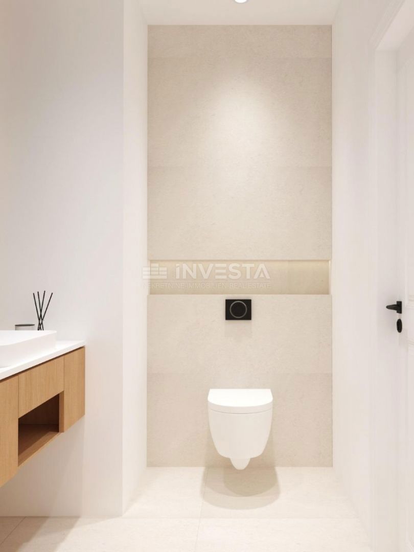 Premantura, attico con vista mare, vicino al mare e al centro