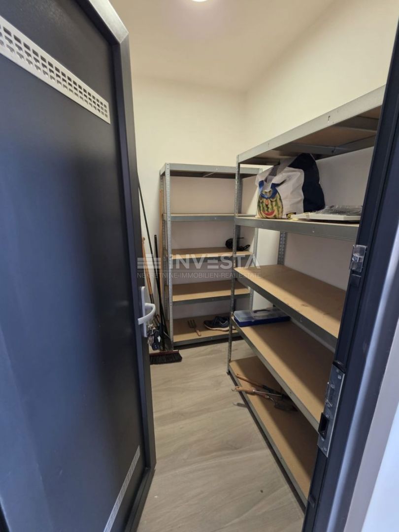 Stignano, appartamento bilocale al piano terra con giardino