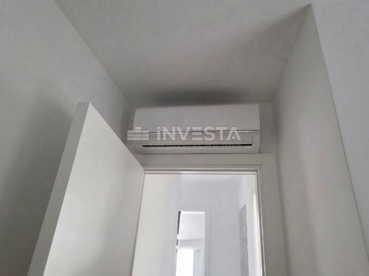 Stignano, appartamento bilocale al piano terra con giardino