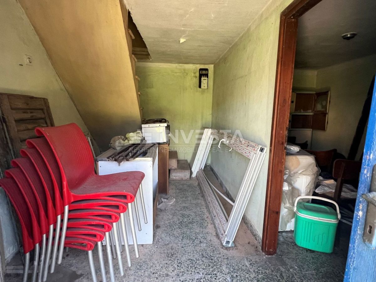 Casa in pietra da ristrutturare con grande potenziale