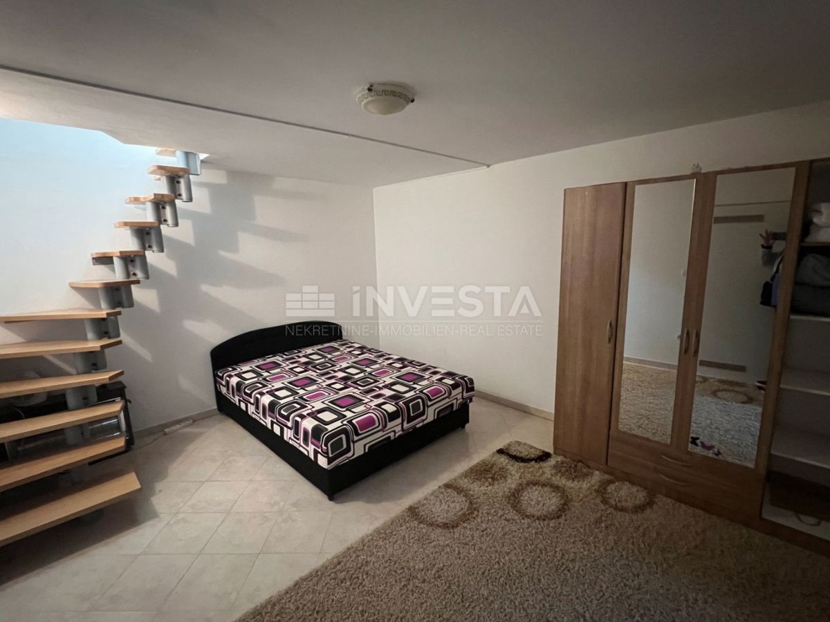 Pula, Gregovica appartamento 95m², piano terra, terrazza coperta