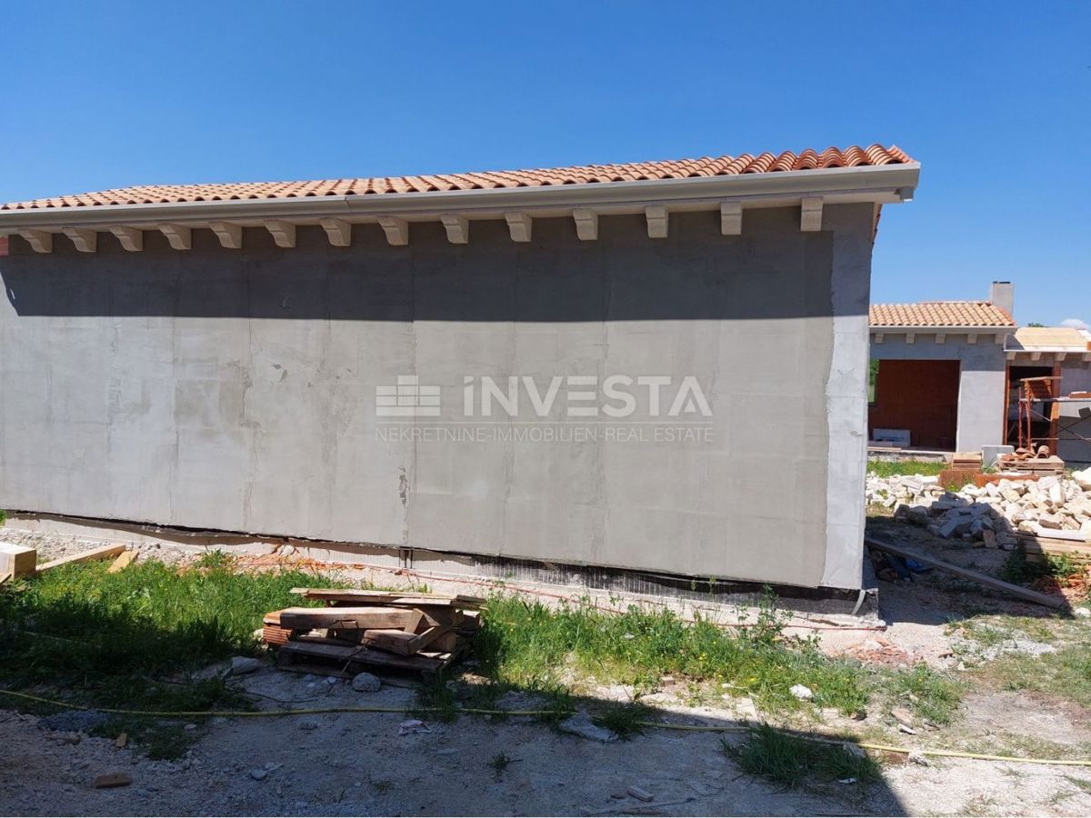 Dintorni di Antignana, villa in pietra in costruzione, 170 m2
