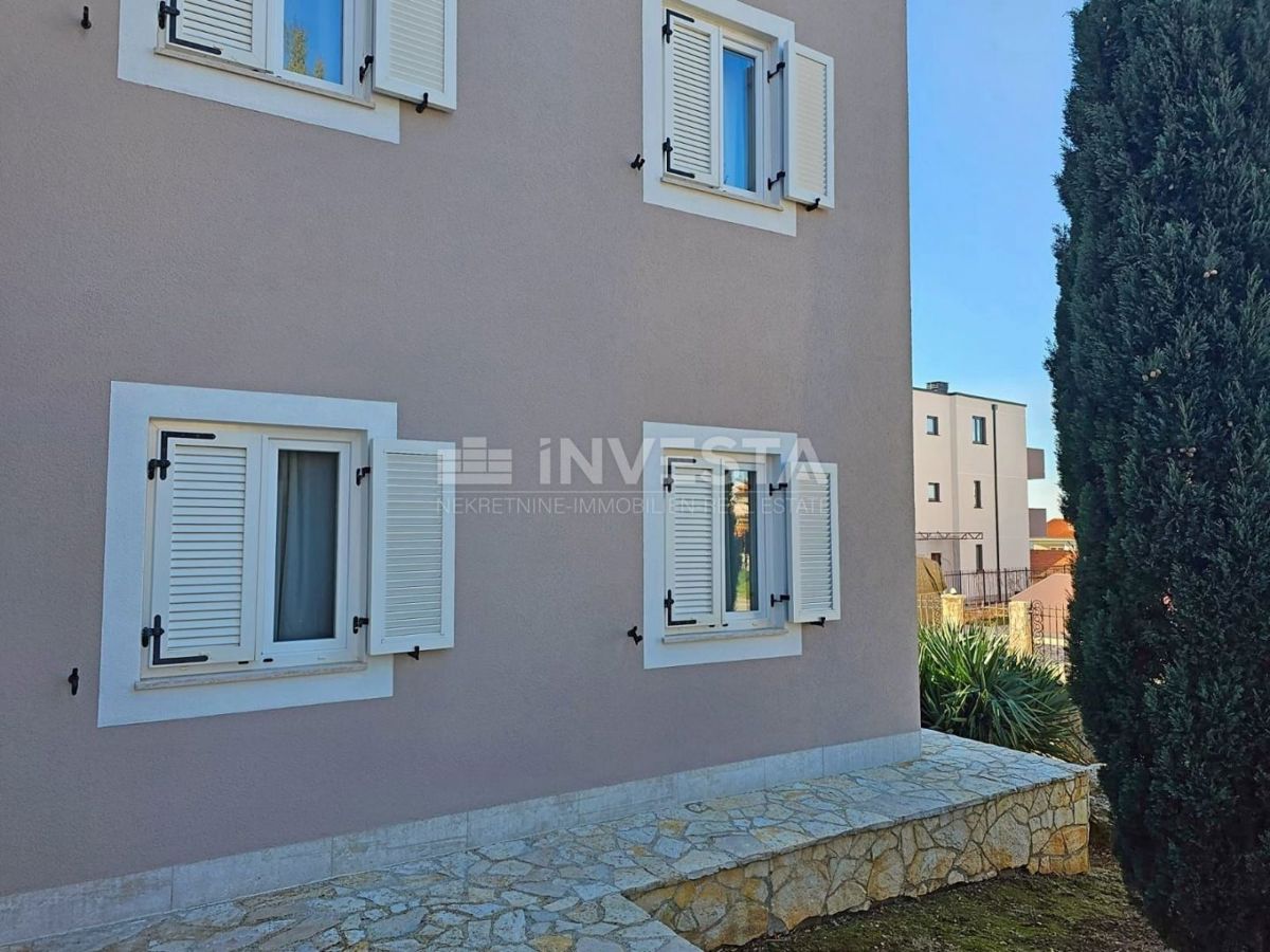 Medolino, casa indipendente con 2 appartamenti, a 200 m dal mare