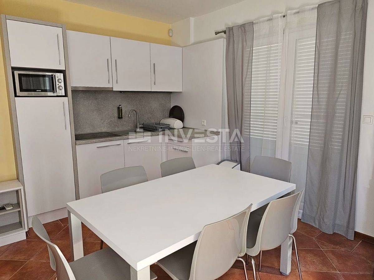 Medolino, casa indipendente con 2 appartamenti, a 200 m dal mare