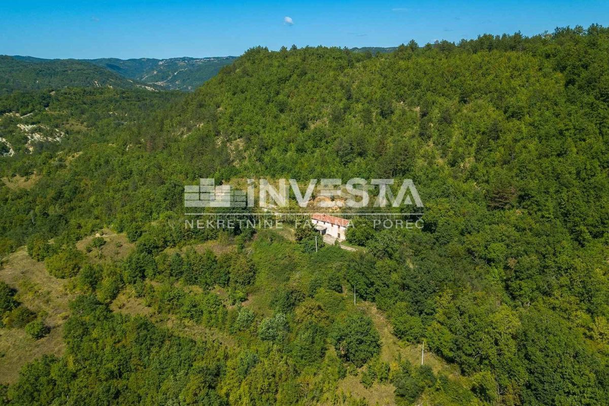 Gračišće, Casa indipendente con giardino e vista da favola!