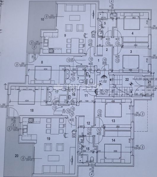 Zona Parenzo, appartamento al piano terra con piscina, 93 m2, nuova costruzione