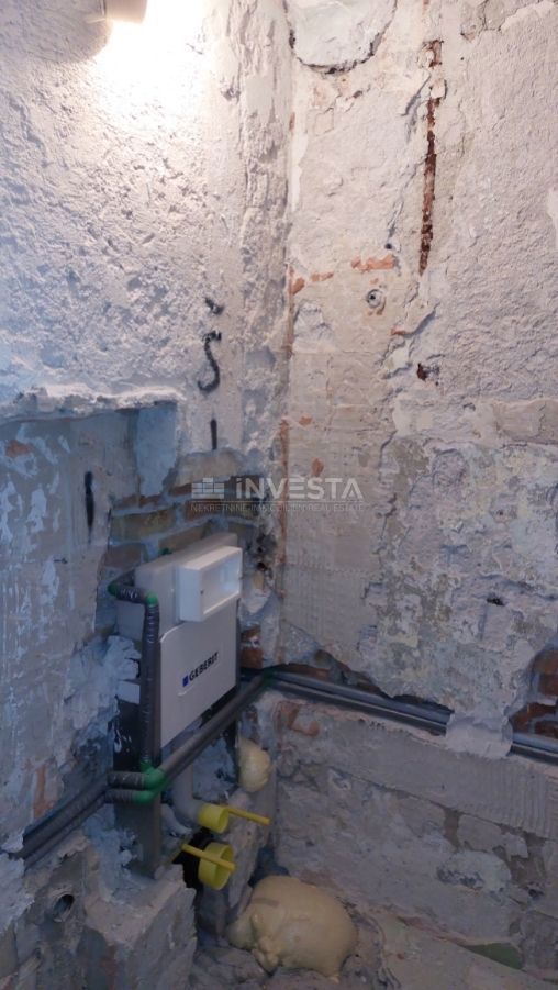 Appartamento da ristrutturare nel centro di Poreč - POSIZIONE TOP