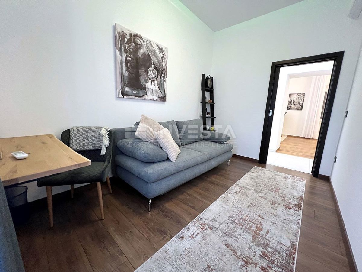 Pola, appartamento ristrutturato con due camere da letto nel centro città