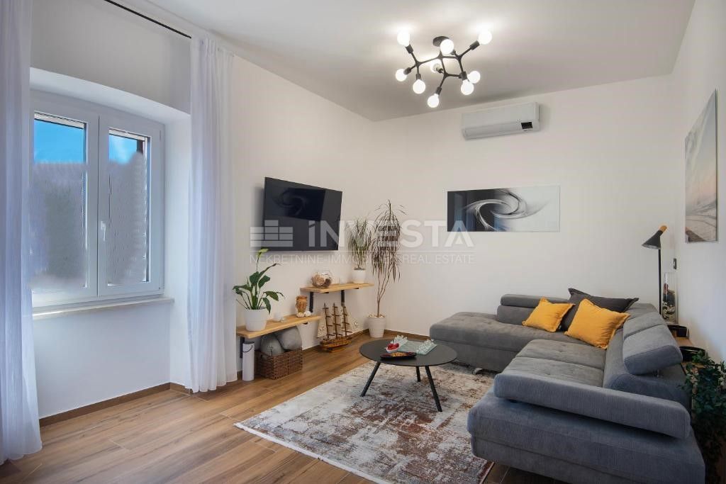 Pola, appartamento ristrutturato con due camere da letto nel centro città