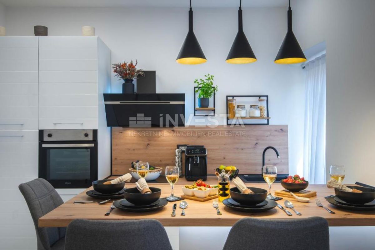 Pola, appartamento ristrutturato con due camere da letto nel centro città