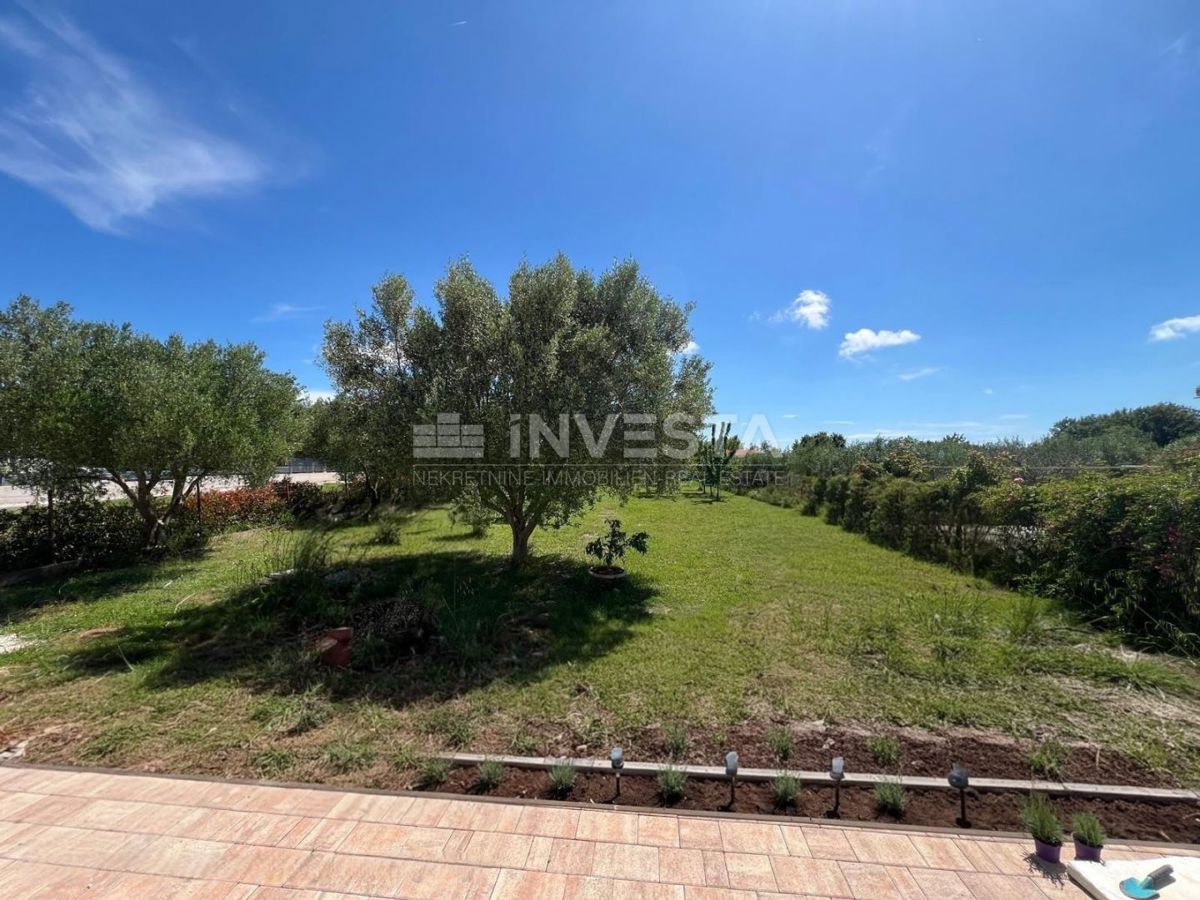 Pola, Sissano Villetta ristrutturata al piano terra con 3 stanze, superficie 100 m²