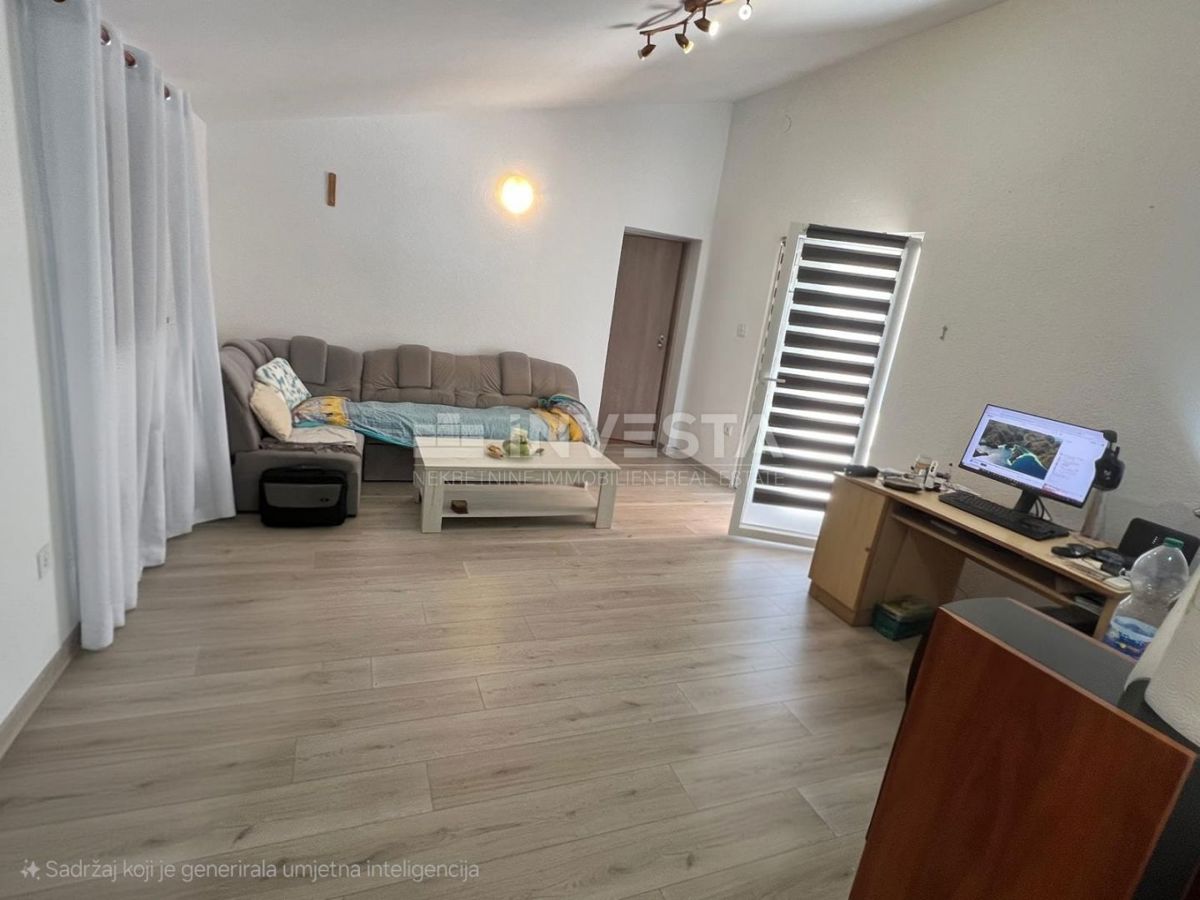 Pola, Sissano Villetta ristrutturata al piano terra con 3 stanze, superficie 100 m²