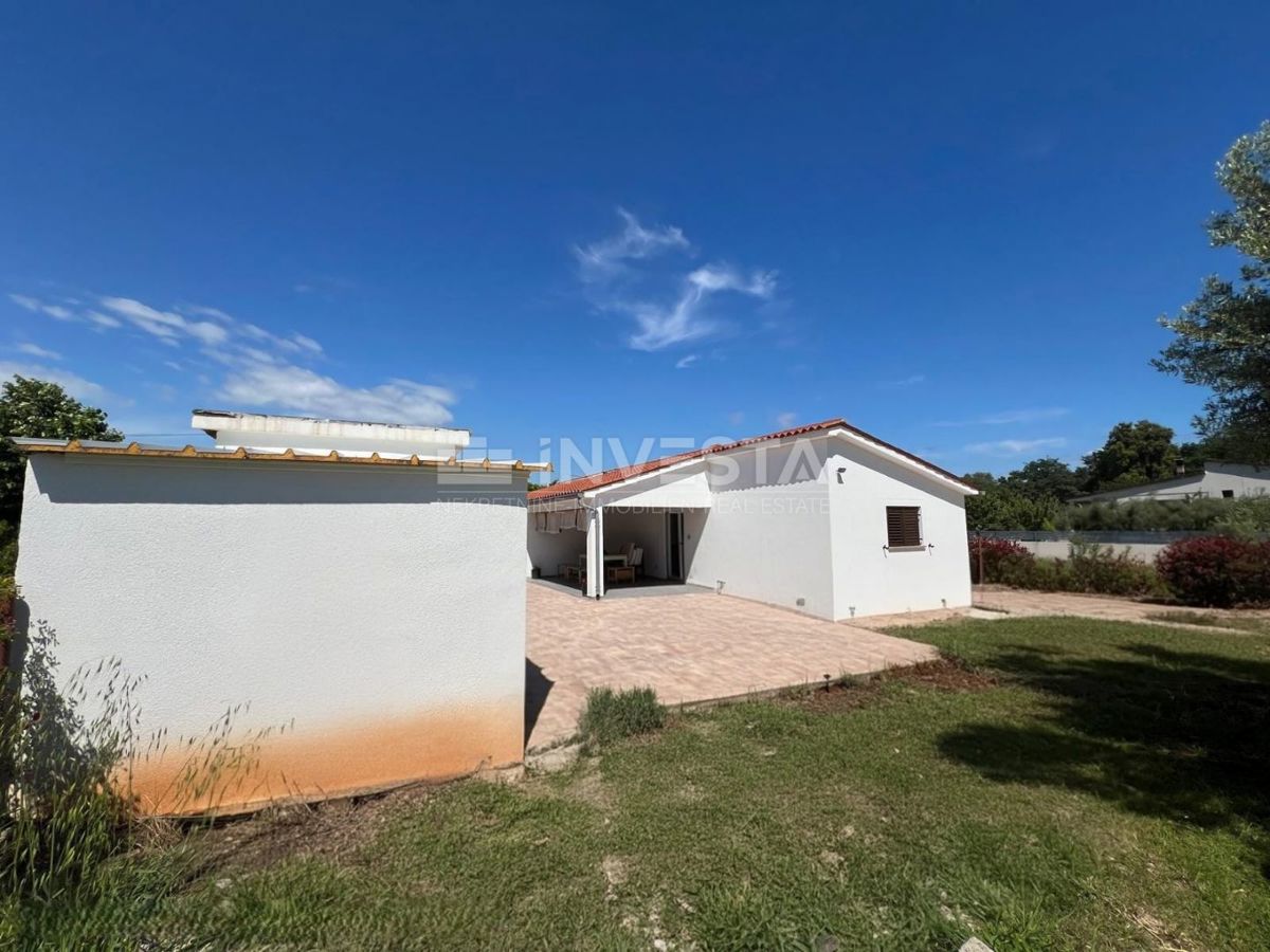 Pola, Sissano Villetta ristrutturata al piano terra con 3 stanze, superficie 100 m²