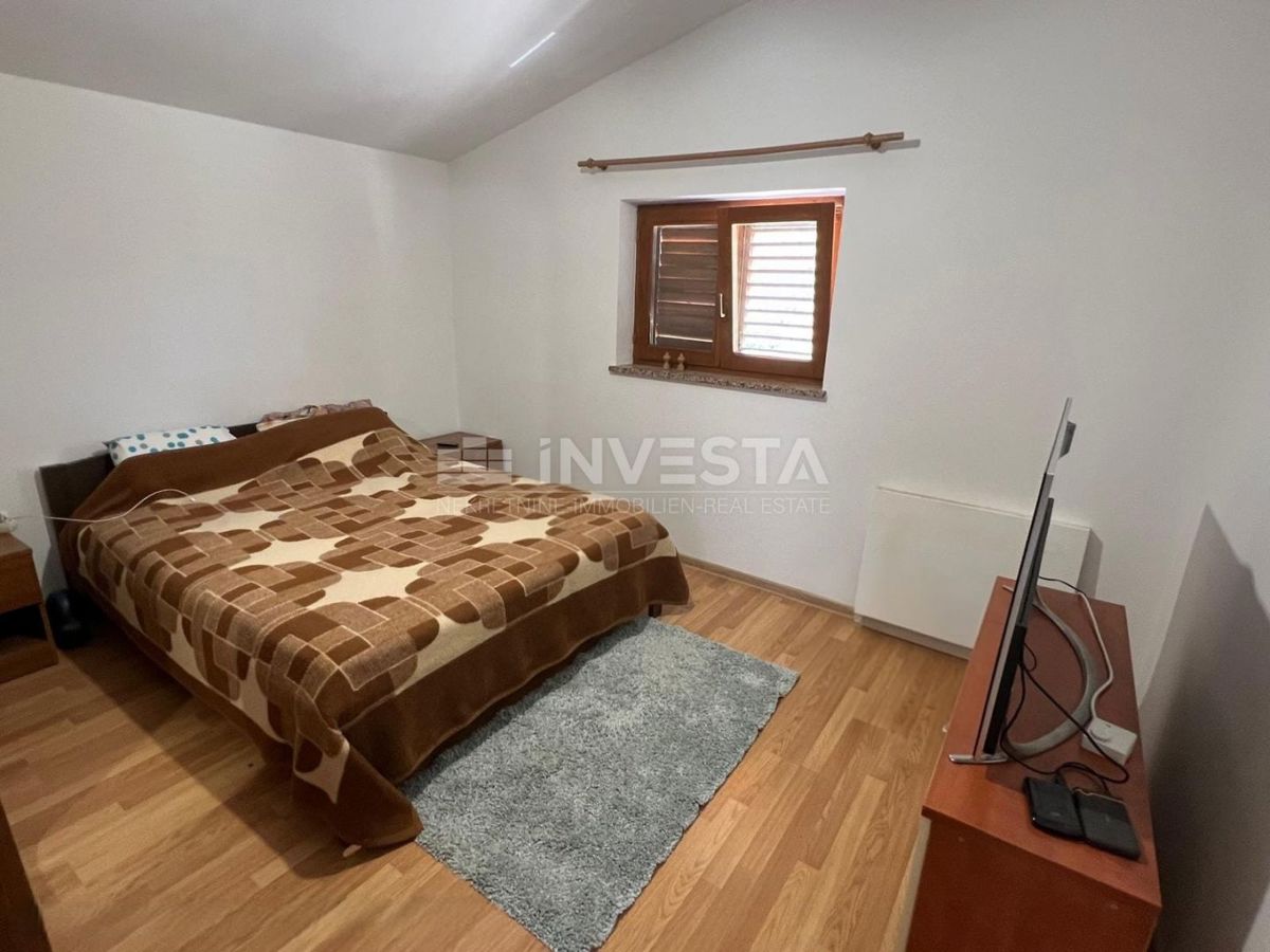 Pola, Sissano Villetta ristrutturata al piano terra con 3 stanze, superficie 100 m²