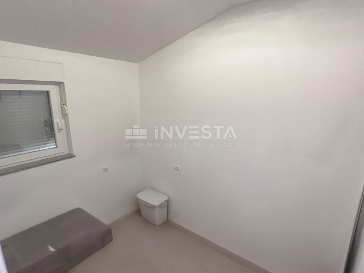 Pola, Sissano Villetta ristrutturata al piano terra con 3 stanze, superficie 100 m²