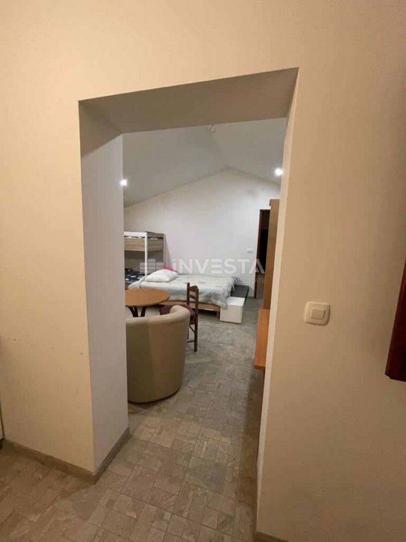 Edificio commerciale polifunzionale di Svetvinčenat