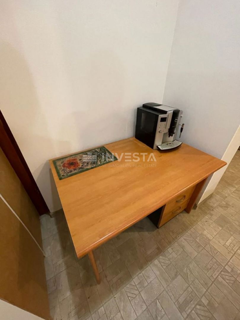 Edificio commerciale polifunzionale di Svetvinčenat