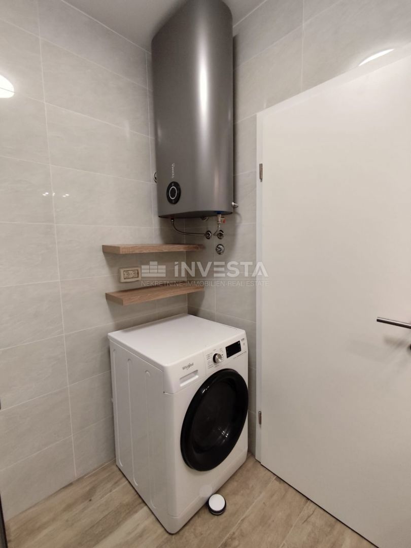 Pola, Nuova costruzione con permesso di agibilità, primo piano, appartamento con 2 camere da letto, parcheggio