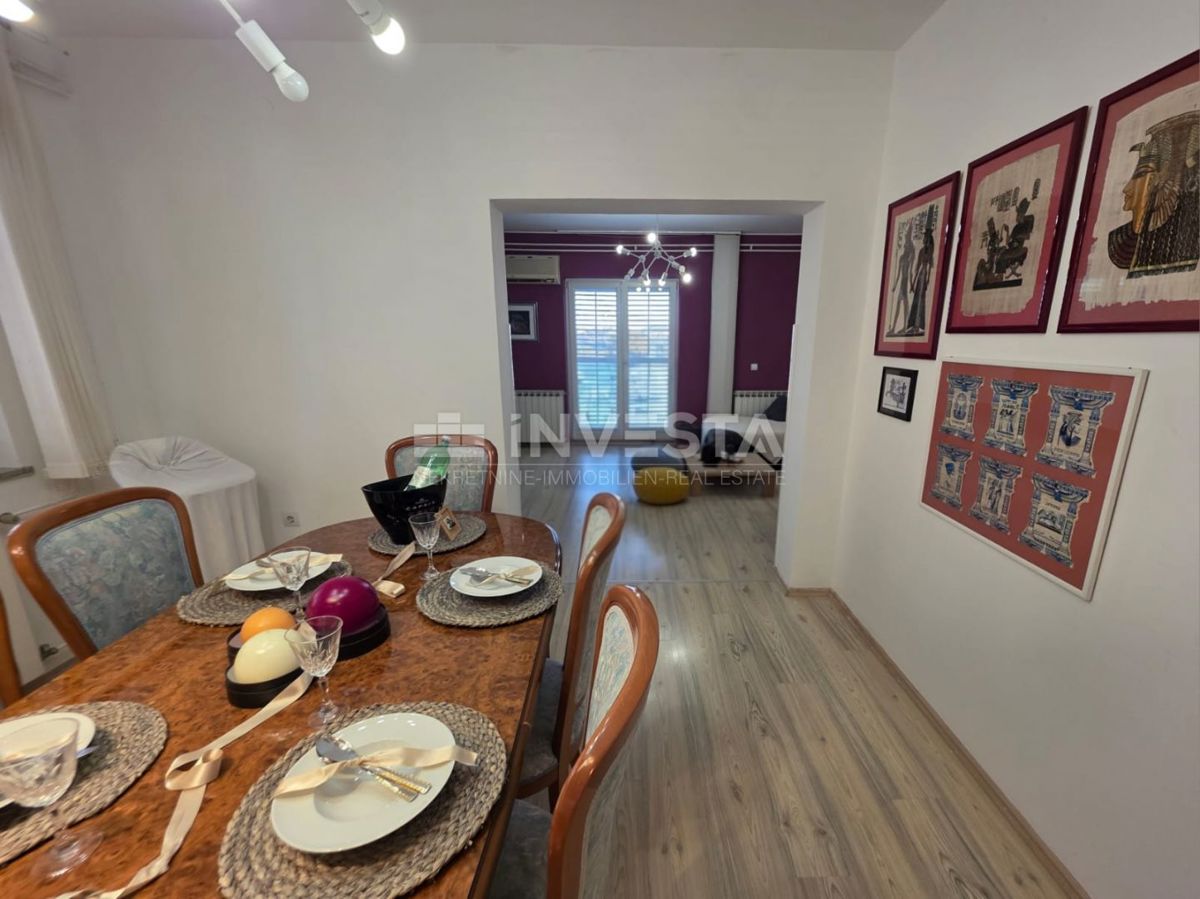 Pola, bellissimo e spazioso appartamento, 3 camere da letto, parcheggio privato e giardino