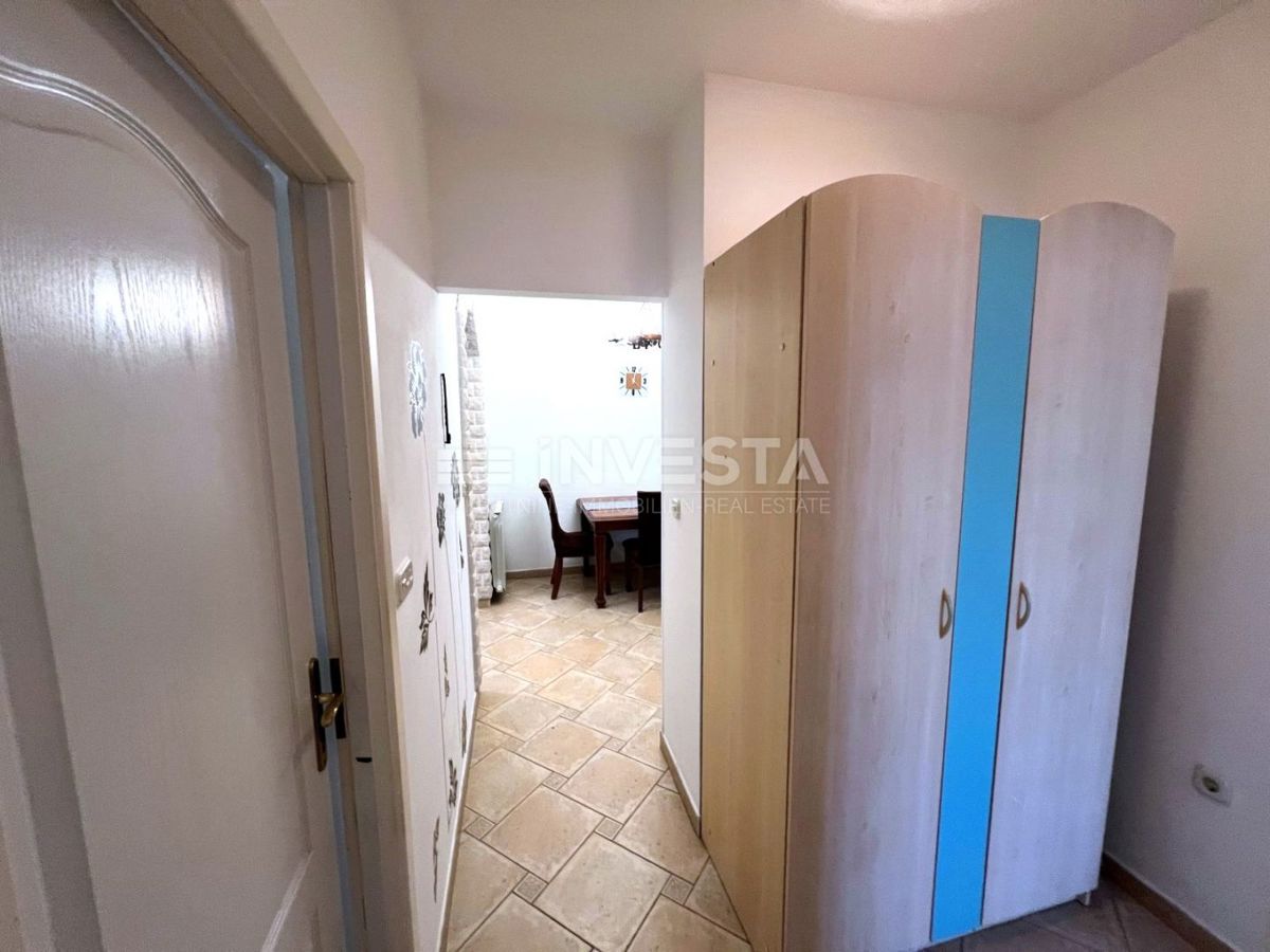 Pula, Štinjan – appartamento con due camere, 70 m²
