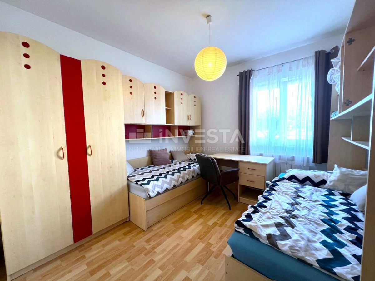 Pula, Štinjan – appartamento con due camere, 70 m²