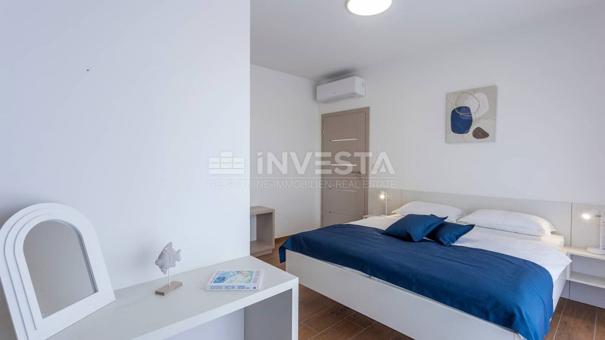 Zona Svetvinčenat, Villa moderna con piscina, nuova costruzione