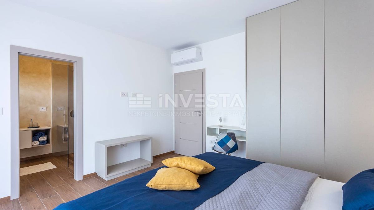 Zona Svetvinčenat, Villa moderna con piscina, nuova costruzione