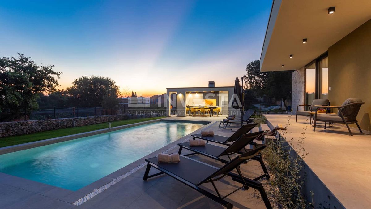 Zona Svetvinčenat, Villa moderna con piscina, nuova costruzione