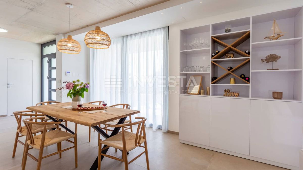 Zona Svetvinčenat, Villa moderna con piscina, nuova costruzione