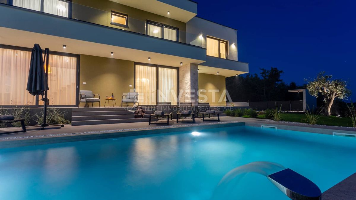 Zona Svetvinčenat, Villa moderna con piscina, nuova costruzione