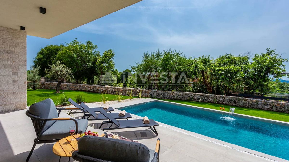 Zona Svetvinčenat, Villa moderna con piscina, nuova costruzione