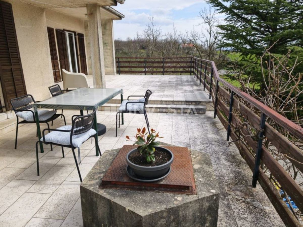 Casa Lindar, Pazin - Okolica, 125m2