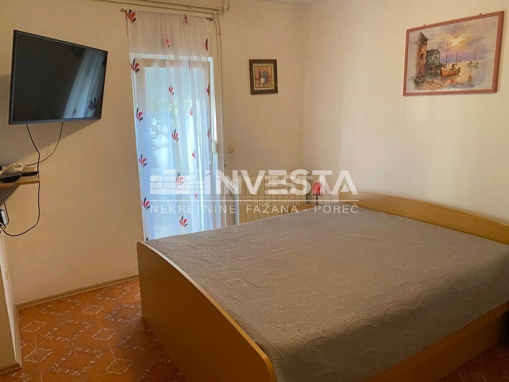 Fasana, Valbandon, casa con tre unità abitative vicino al mare e alle spiagge