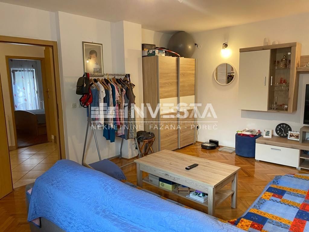 Fasana, Valbandon, casa con tre unità abitative vicino al mare e alle spiagge
