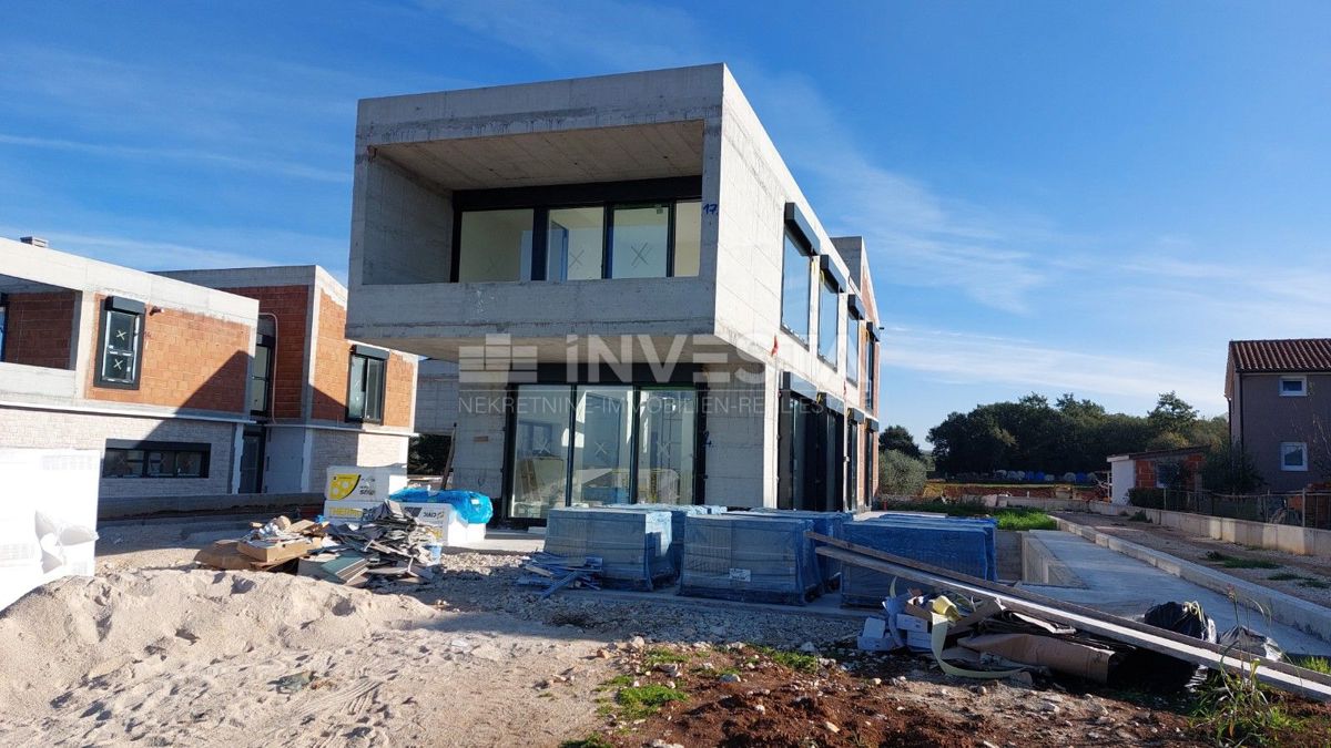 Zona di Parenzo, splendida villa, vista mare