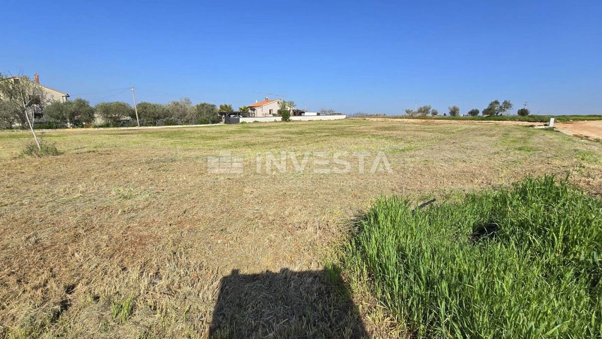 Zona di Parenzo, terreno edificabile 1473 m2, vista mare