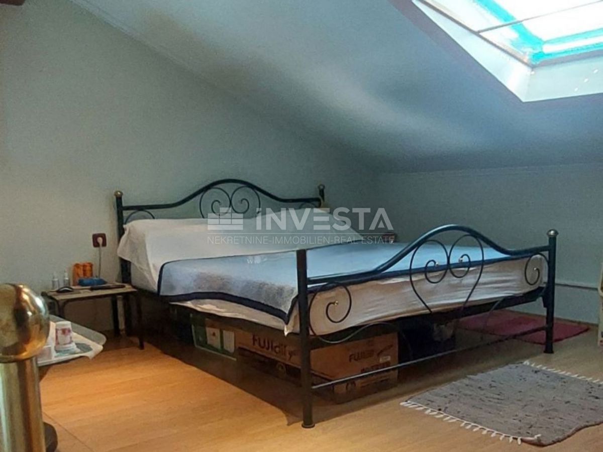 Zona di Marčana, casa in pietra con due appartamenti