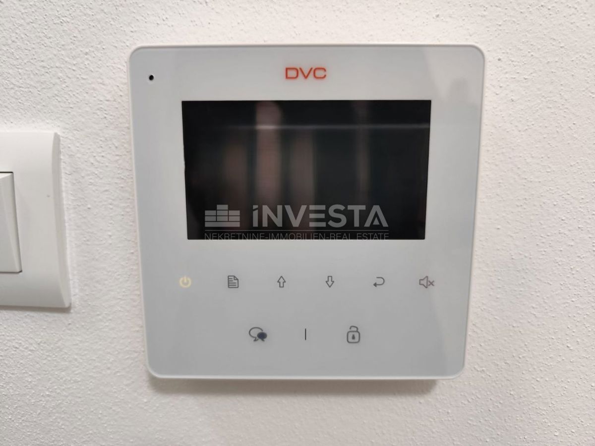  Appartamento al primo piano con terrazza, vicino al mare e a Fažana