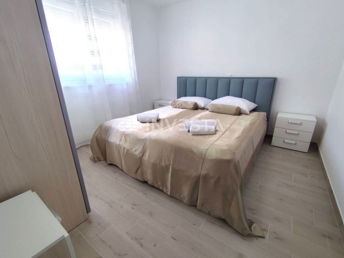  Appartamento al primo piano con terrazza, vicino al mare e a Fažana