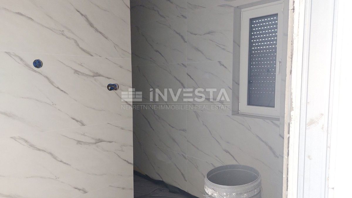 Bifamiliare con piscina