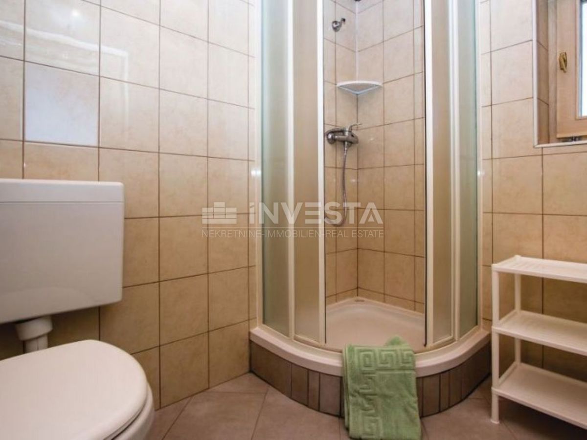 Casa in pietra ristrutturata con piscina nell'entroterra dell'Istria