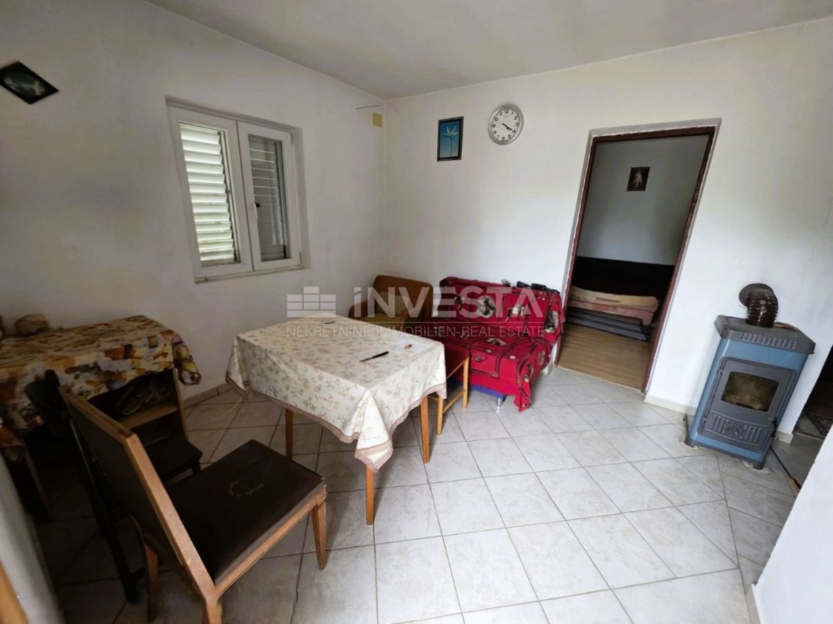 Fažana, Terreno edificabile con casa incompiuta, a 1,5 km dalla spiaggia