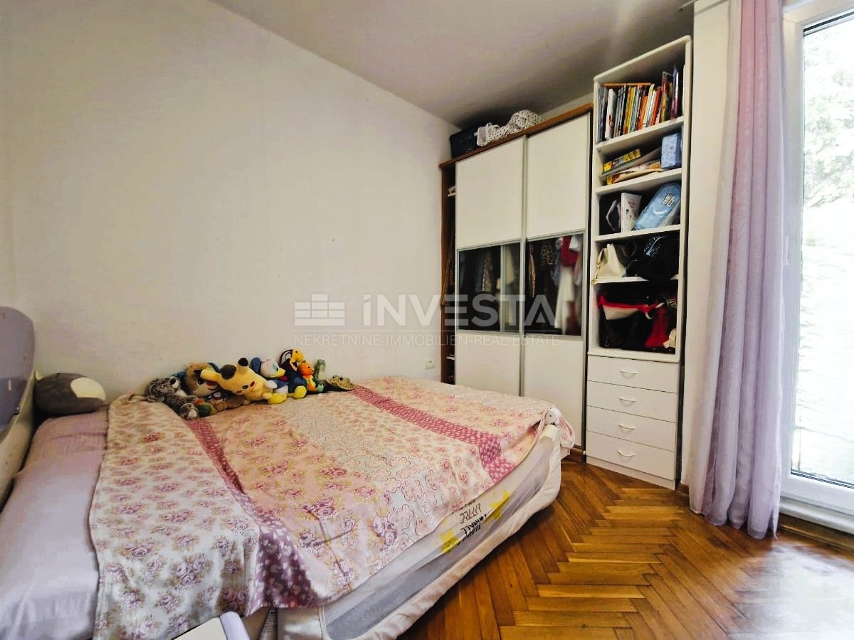 Centro di Fažana, appartamento con 3 camere da letto e 2 bagni, a 350 m dalla spiaggia