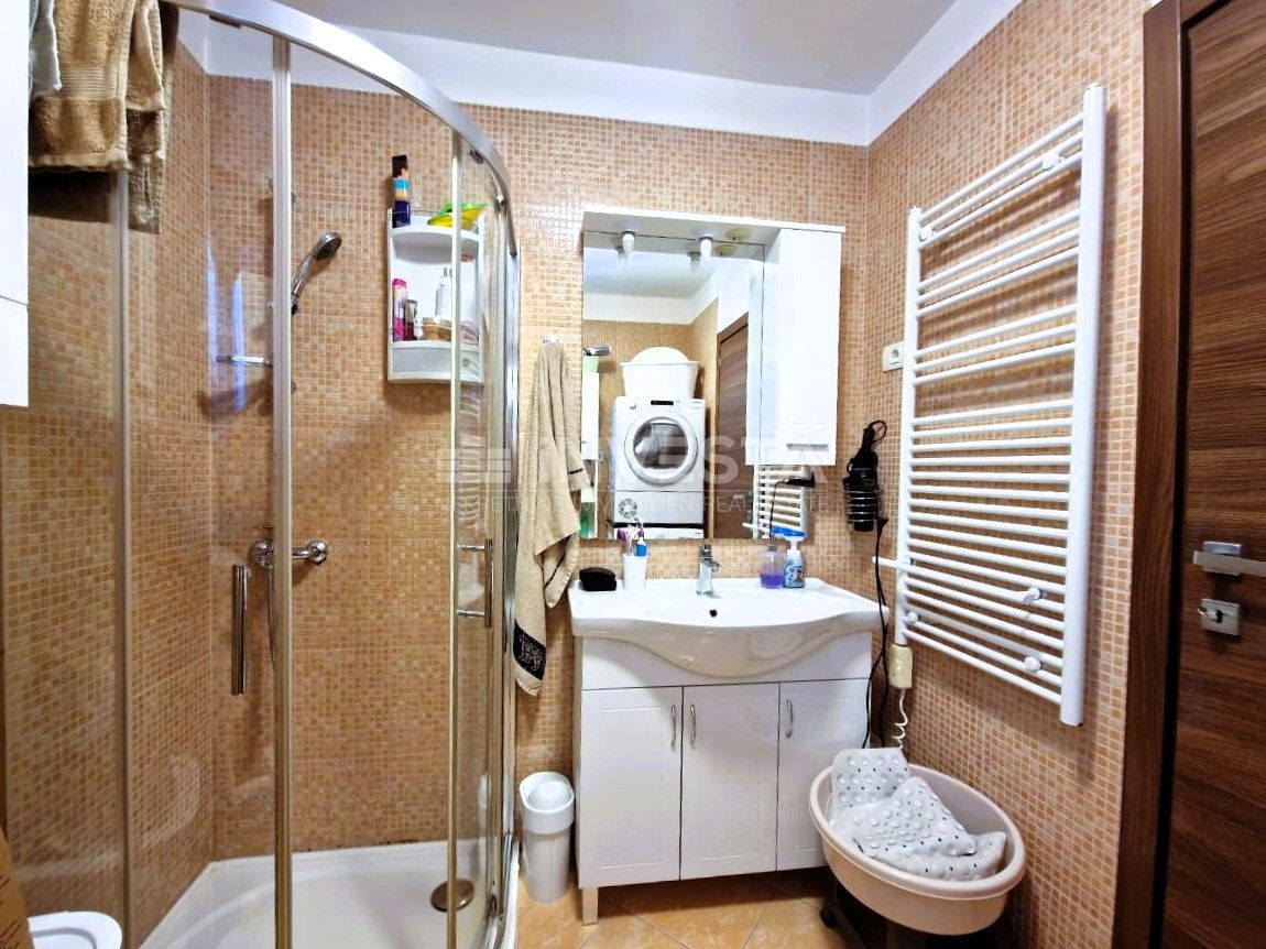 Centro di Fažana, appartamento con 3 camere da letto e 2 bagni, a 350 m dalla spiaggia