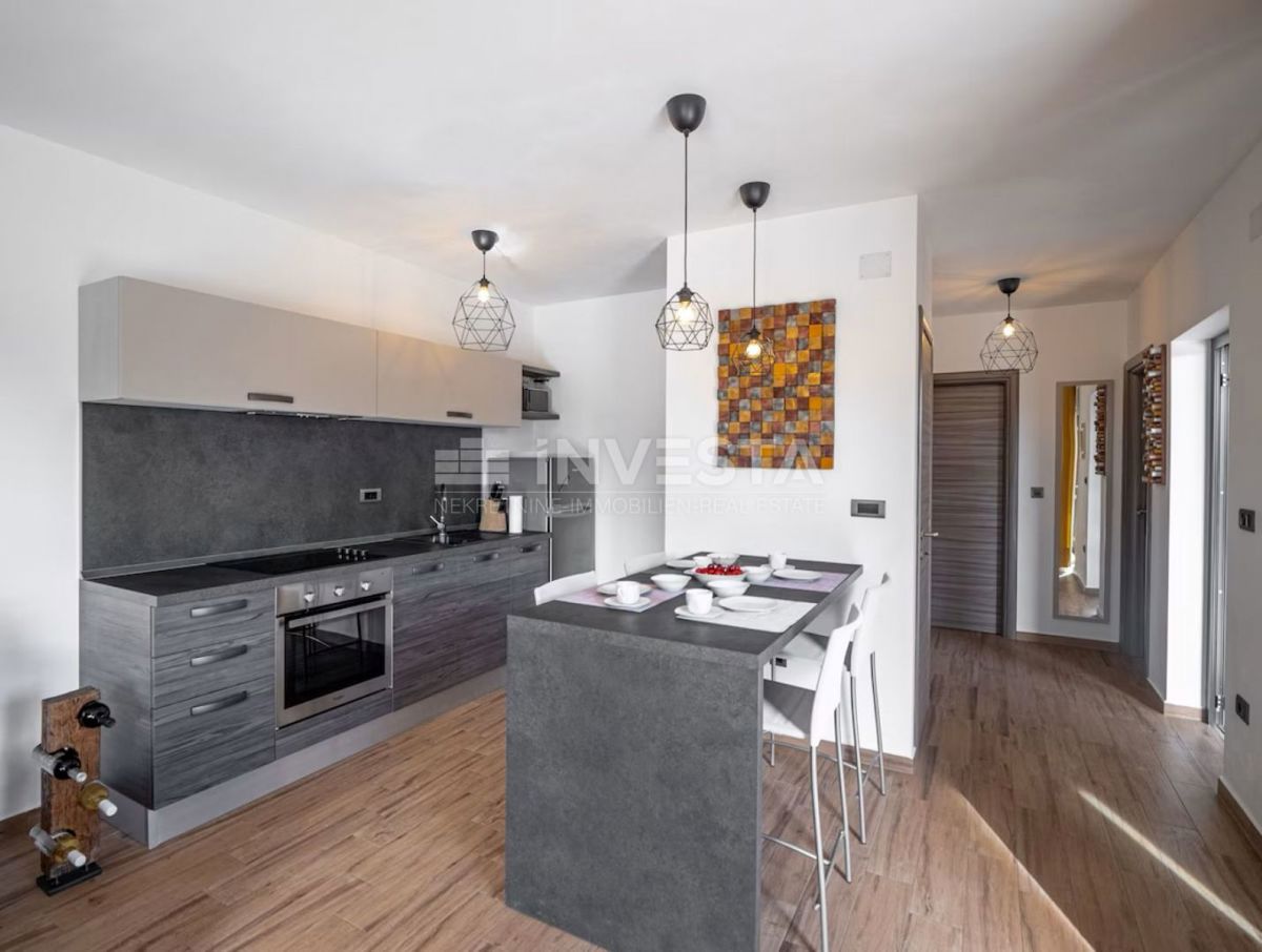 Zona di Marčana, casa con piscina riscaldata