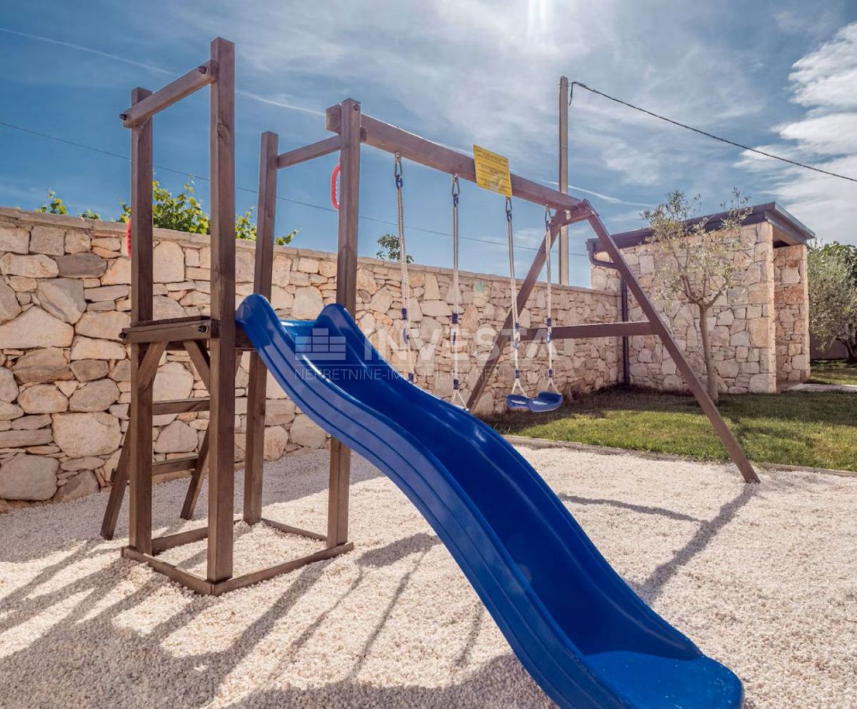 Zona di Marčana, casa con piscina riscaldata