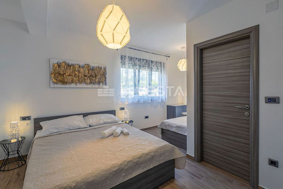 Zona di Marčana, casa con piscina riscaldata